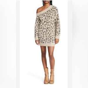 NWT Steve Madden Leopard Animal Print off the shoulder sweater dress Sz‎ SM